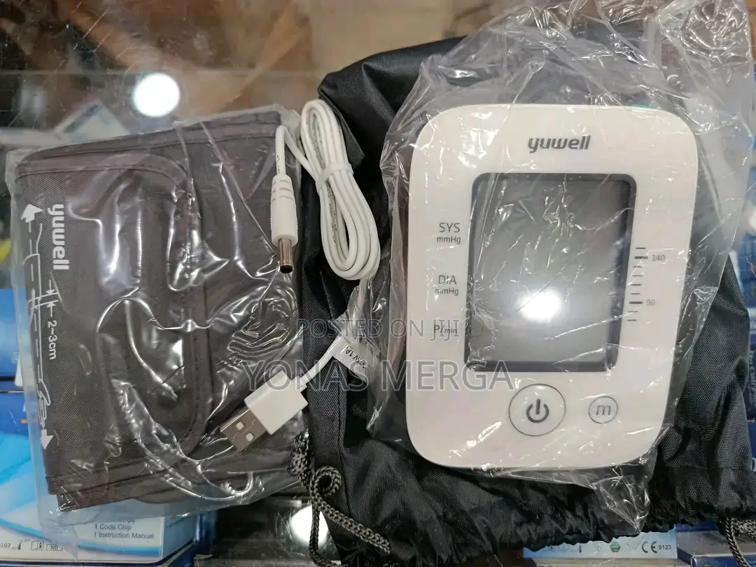 Blood Pressure Monitor翰፷use, 3.8" Large Display, Dual Power Options