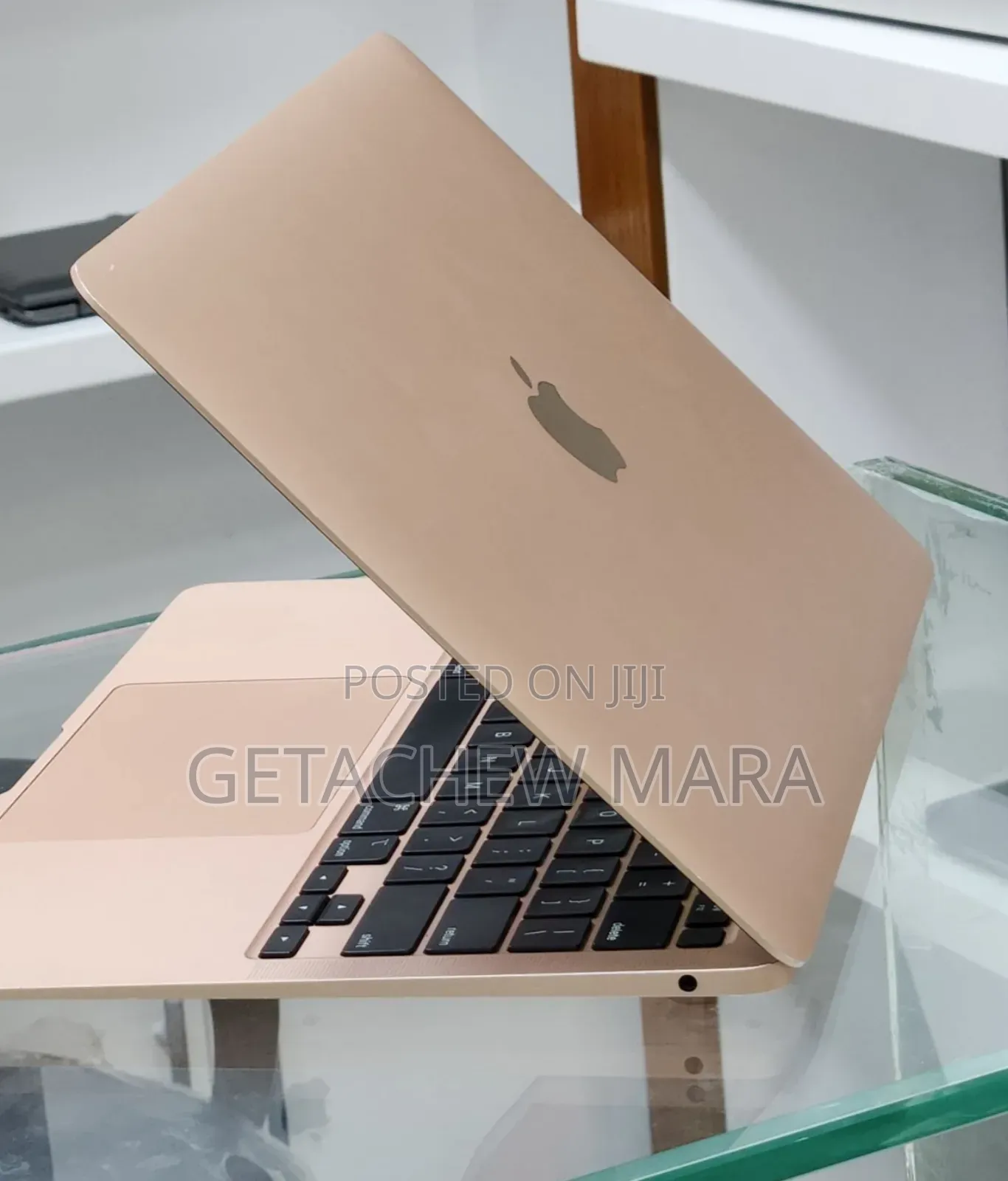 New Laptop Apple MacBook Air 2020 8GB Intel SSD 256GB