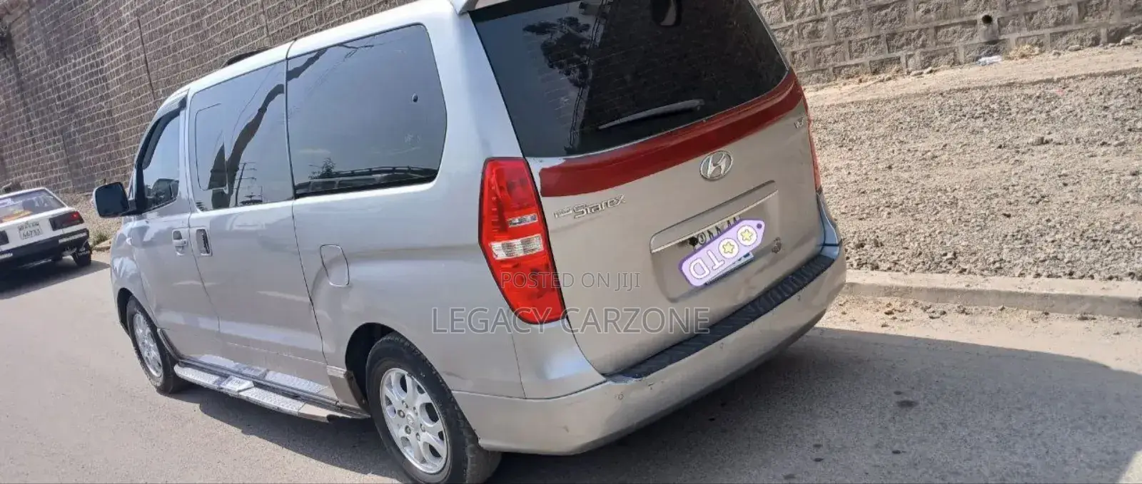 Hyundai Starex 2016 Silver