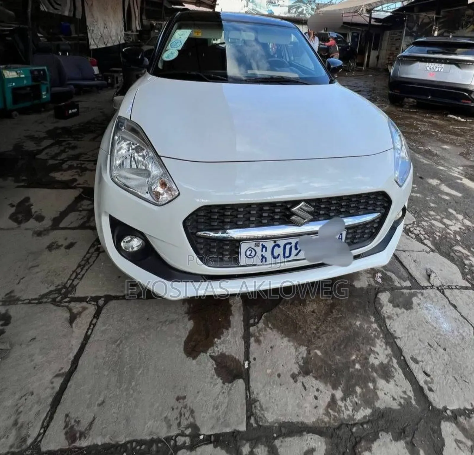 Suzuki Swift 2022 White