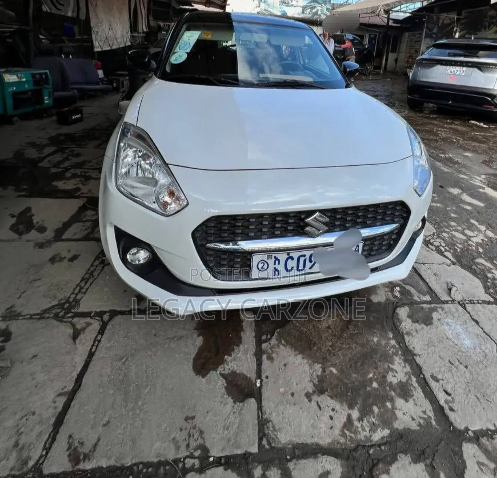Suzuki Swift 2022 White