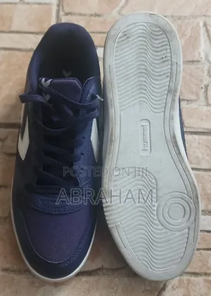 Humel Size 42 Flat From Frankfurt