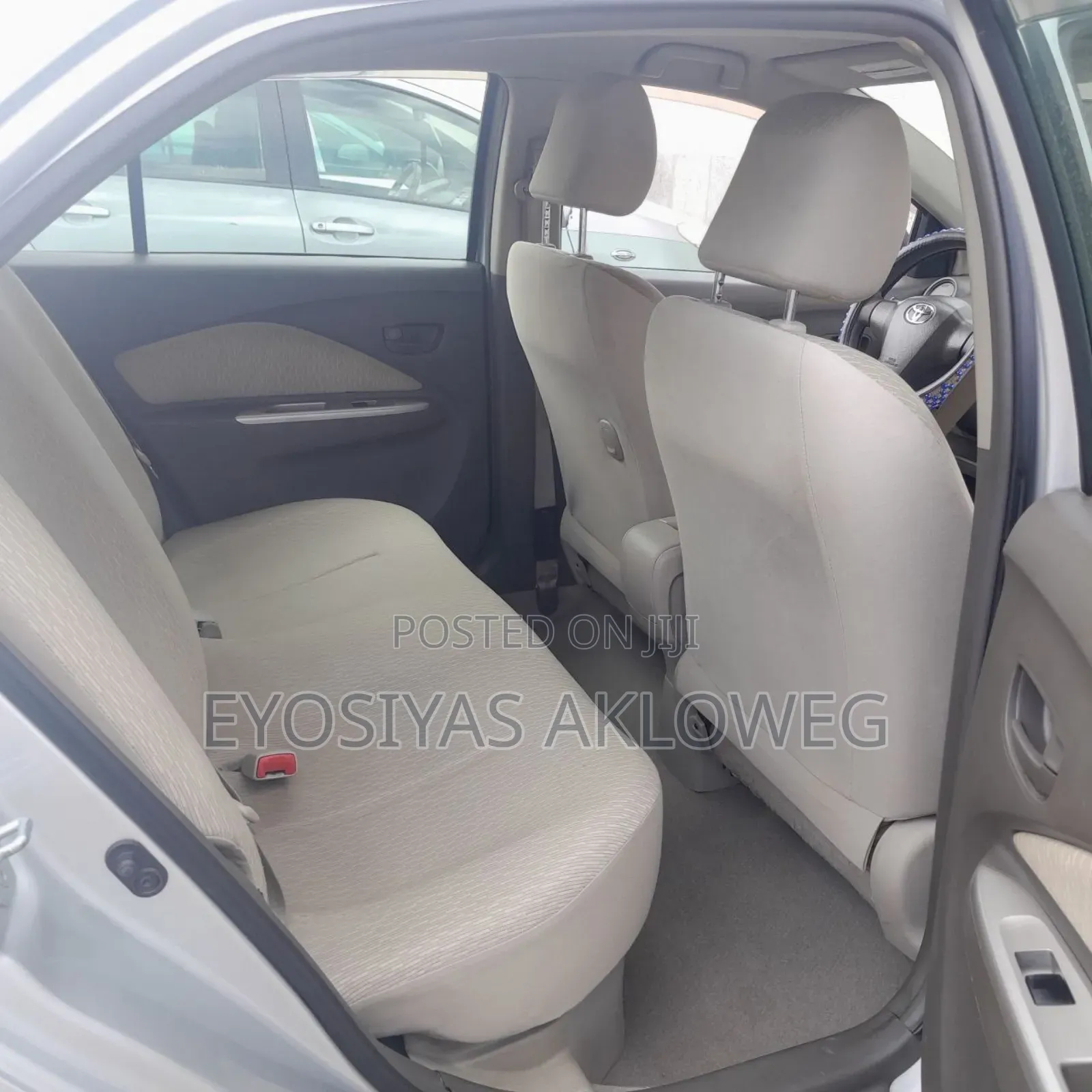 Toyota Belta 2009 Silver