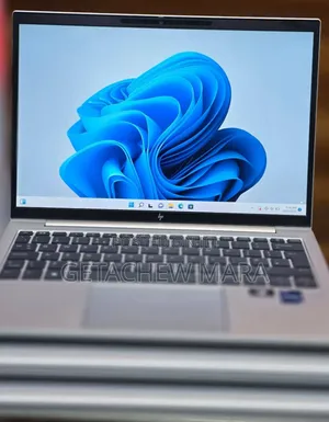 New Laptop HP EliteBook 830 G9 16GB Intel Core I5 SSD 512GB