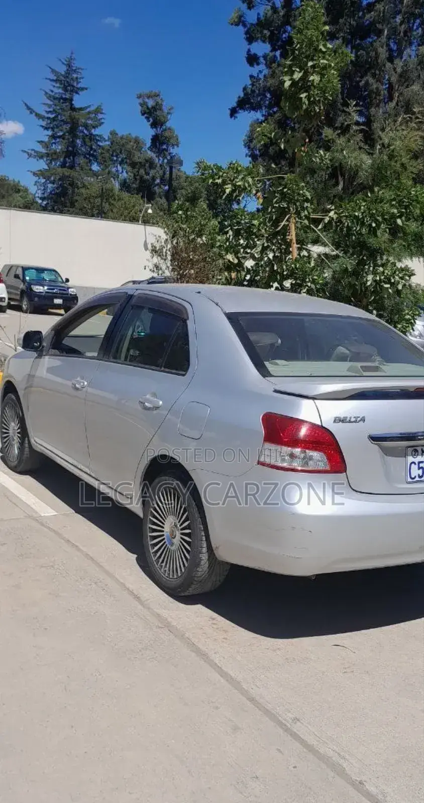 Toyota Belta 2009 Silver