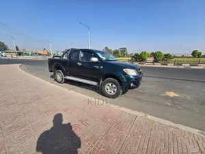 Toyota Hilux 2007 Green