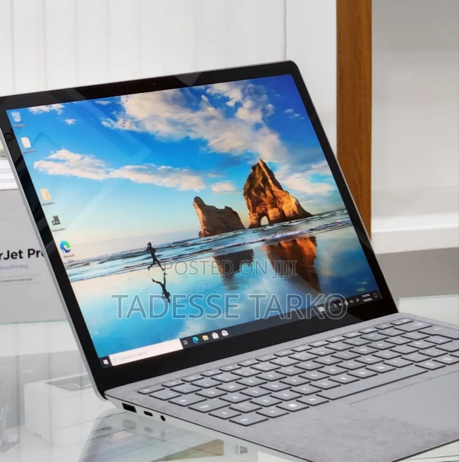 New Laptop Microsoft Surface 16GB Intel Core I7 SSD 256GB