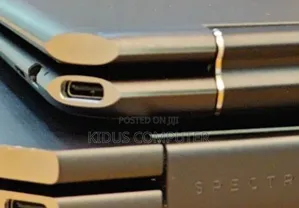 New Laptop HP Spectre 16GB Intel Core I7 SSD 1T