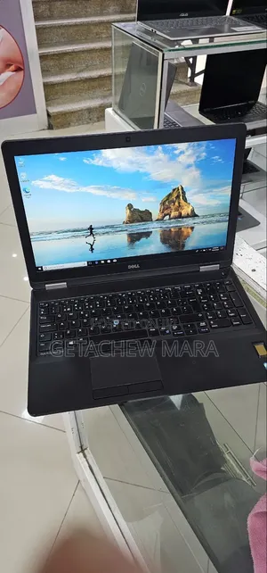 New Laptop Dell Latitude 5310 8GB Intel Core I7 SSD 256GB