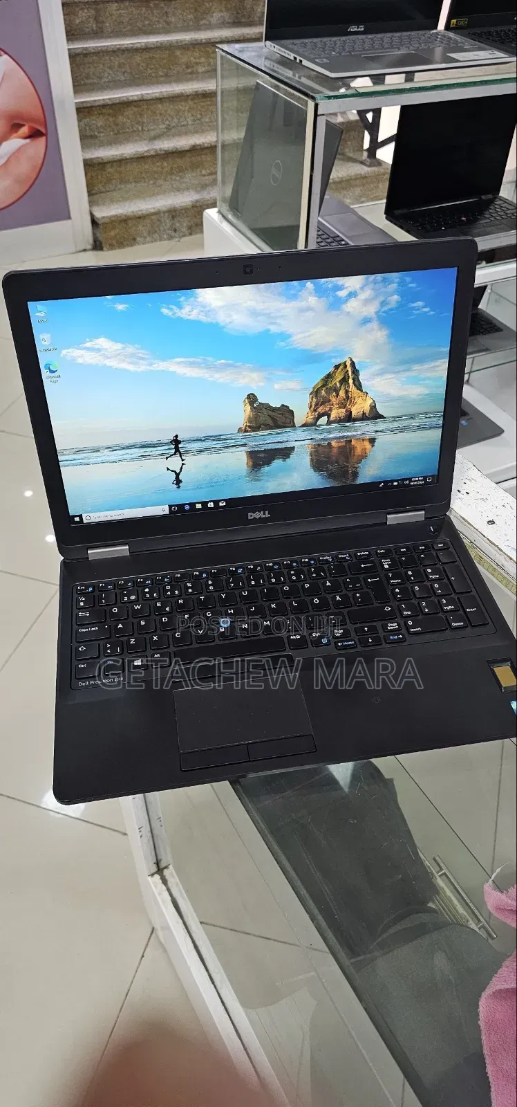 New Laptop Dell Latitude 5310 8GB Intel Core I7 SSD 256GB