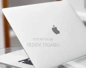 New Laptop Apple MacBook Pro 2019 16GB Intel Core I7 SSD 512GB