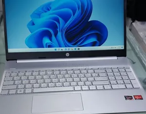 New Laptop HP Stream Notebook 8GB AMD Ryzen 5 SSD 512GB