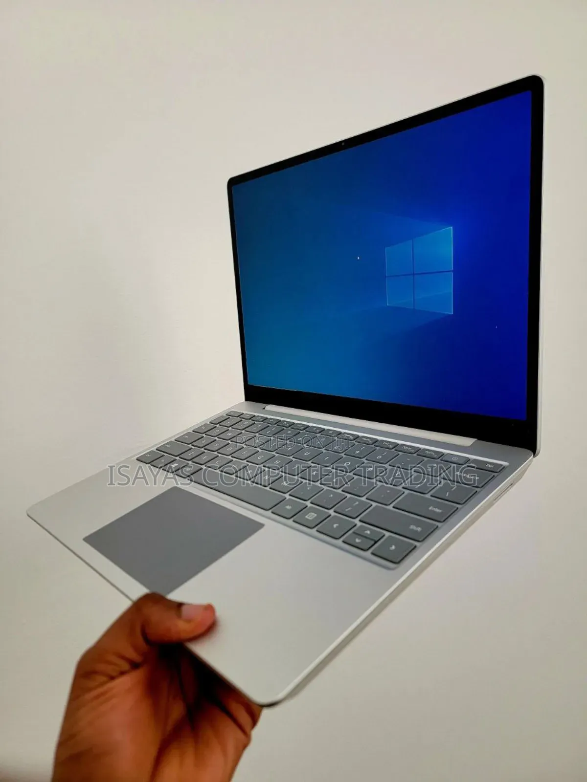 New Laptop Microsoft Surface 16GB Intel Core I7 SSD 512GB