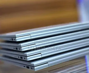 New Laptop HP EliteBook 830 G9 16GB Intel Core I5 SSD 512GB