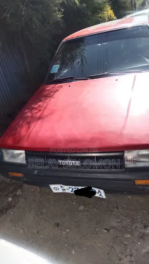 Toyota Corolla 1987 Red