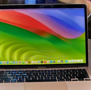 New Laptop Apple MacBook Pro M1 8GB Apple M1 SSD 256GB