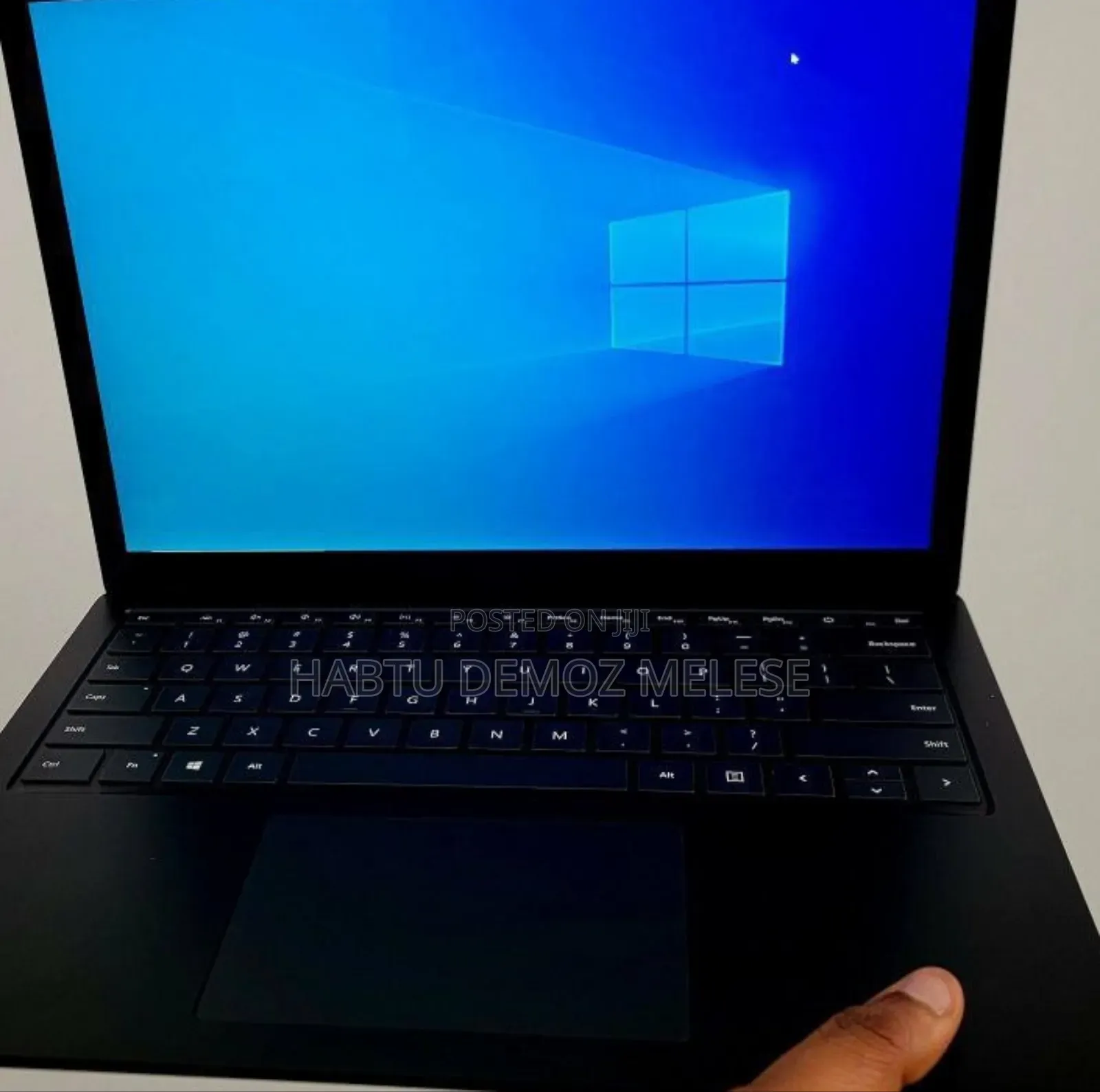 New Laptop Microsoft Surface 16GB Intel Core I7 SSD 512GB
