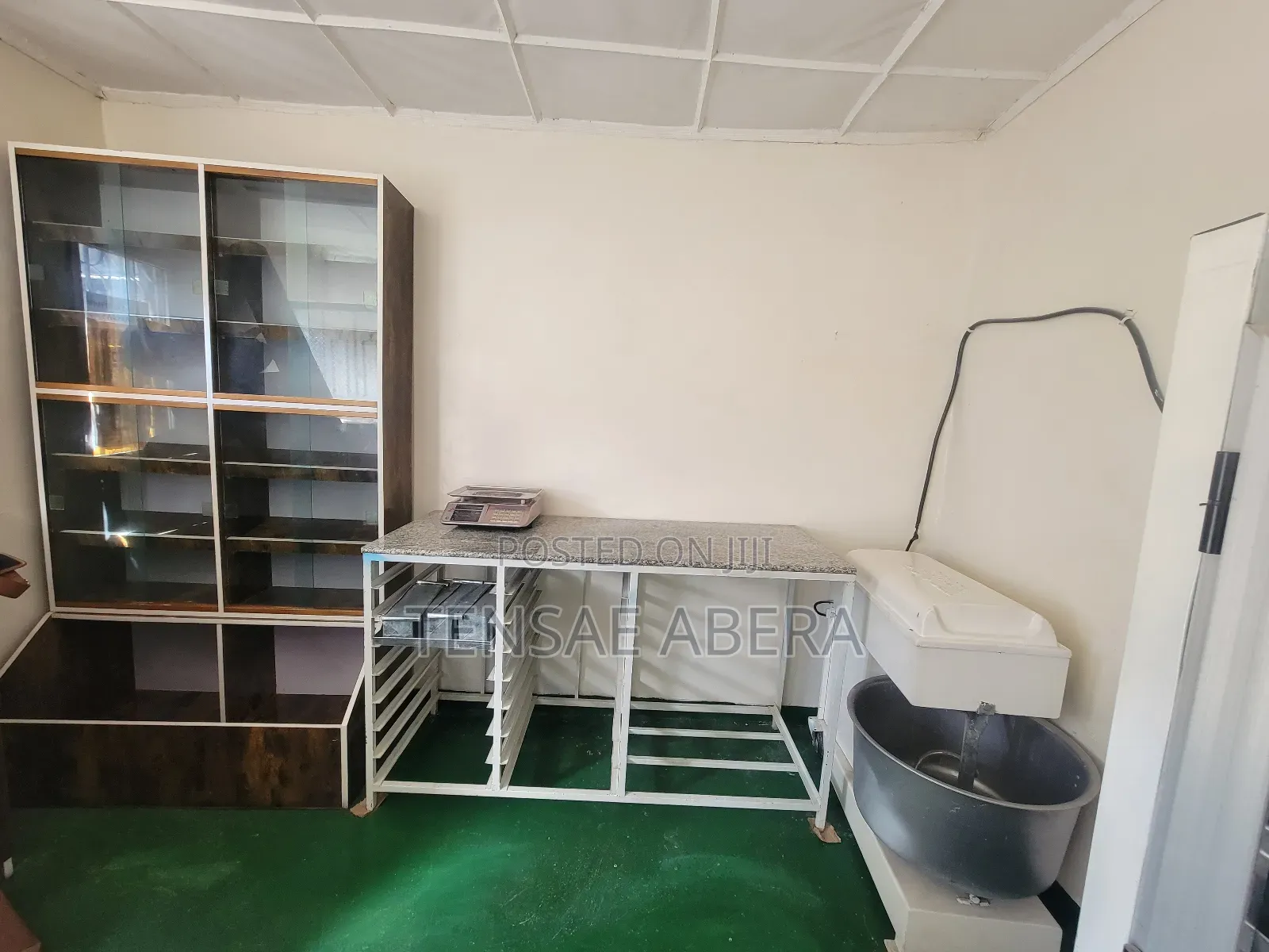 Bread And Cookies Beaker