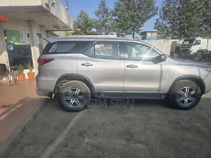 Toyota Fortuner 2.7 AWD 2020 Silver