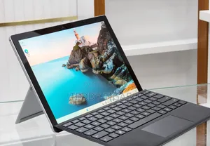 New Laptop Microsoft Surface 8GB Intel Core I7 SSD 256GB