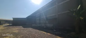 የሚከራይ መጋዘን ነዉ