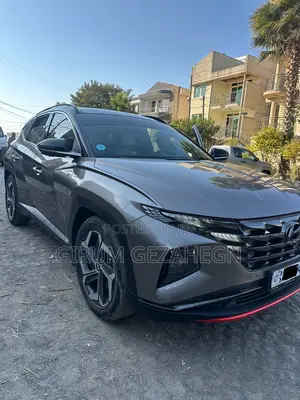 Hyundai Tucson 2022 Gold