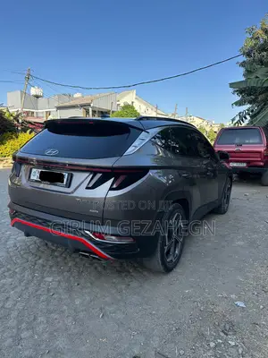 Hyundai Tucson 2022 Gold