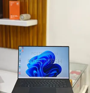 New Laptop Dell Precision 5570 16GB Intel Core I7 SSD 512GB