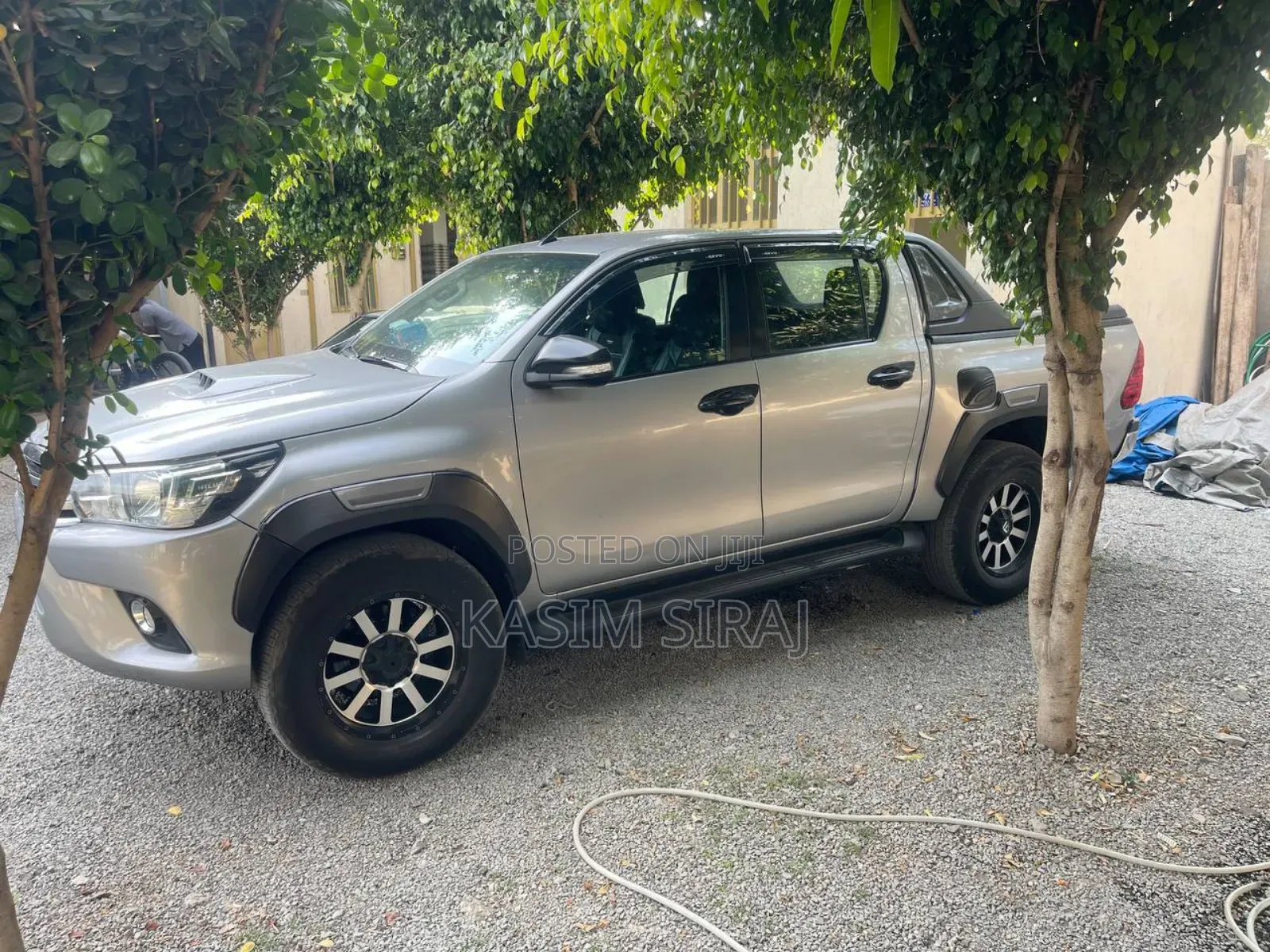Toyota Hilux Revo Double Cab Deisel 2.4 RWD 2017 Silver