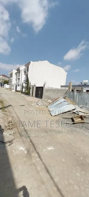 2bdrm House in Cmc, Yeka for sale