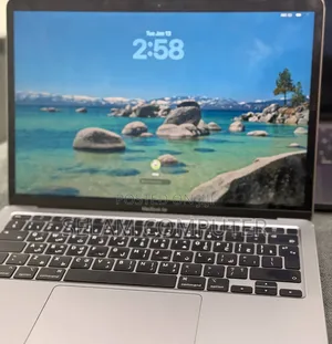 New Laptop Apple MacBook Pro 2020 M1 8GB Apple M1 SSD 256GB