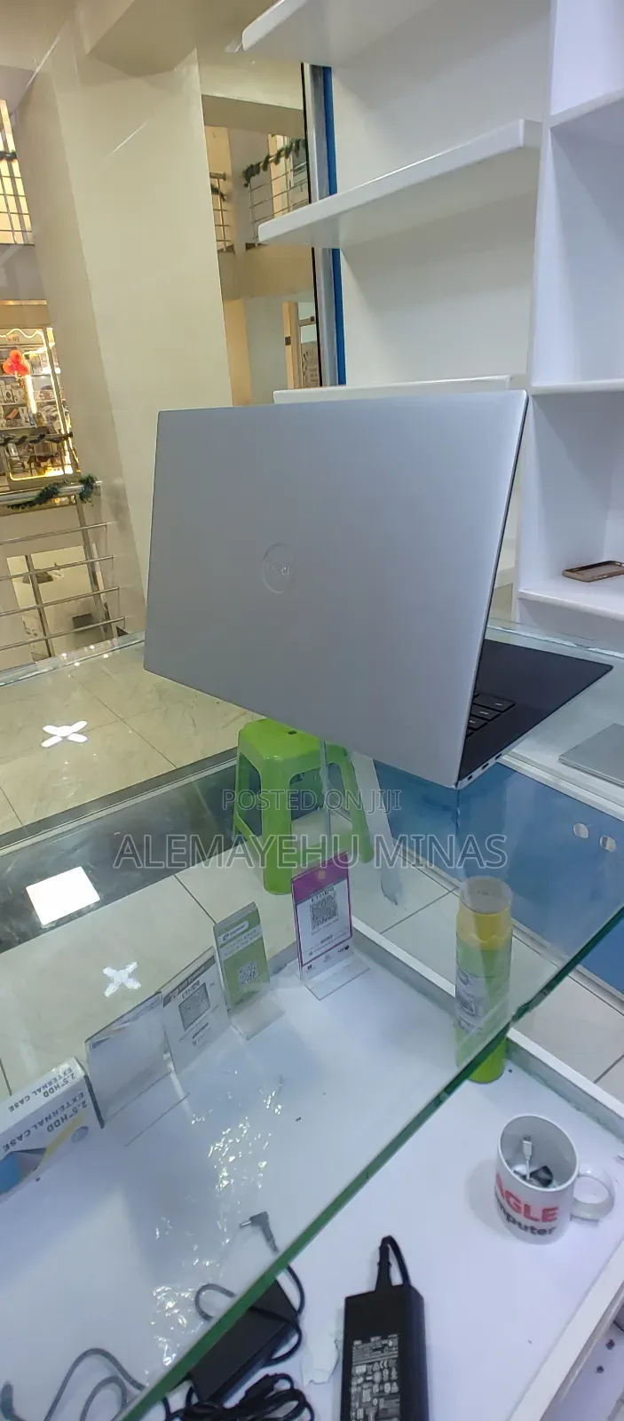 New Laptop Dell XPS 15 16GB Intel Core I7 SSD 512GB