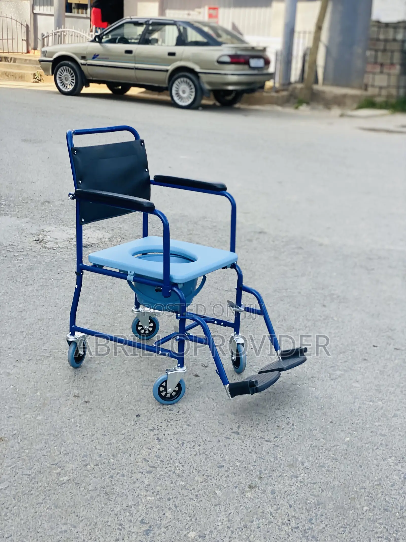 New Packed Toile Wheelchair6wheelchair8wheelchair8wheelchair1wheel