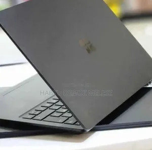 New Laptop Microsoft Surface Book 16GB Intel Core I5 SSD 512GB