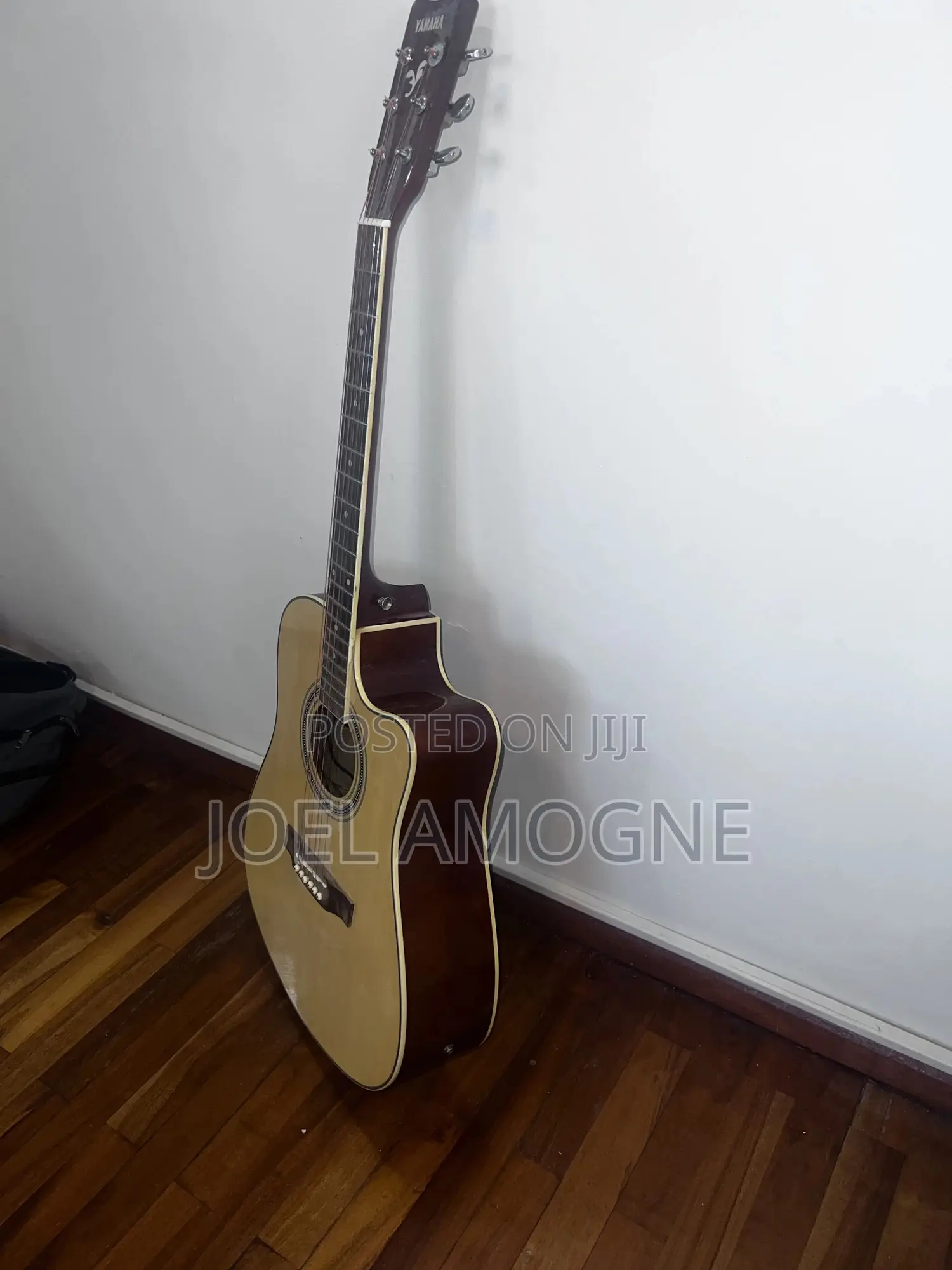 F300eq Yamaha Acoustic Guitar