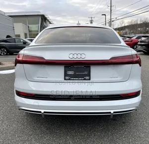 Audi e-tron GT 2025 White