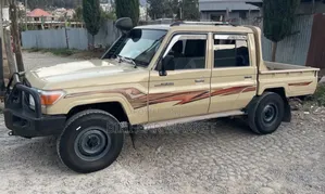 Toyota Land Cruiser 2020 Beige