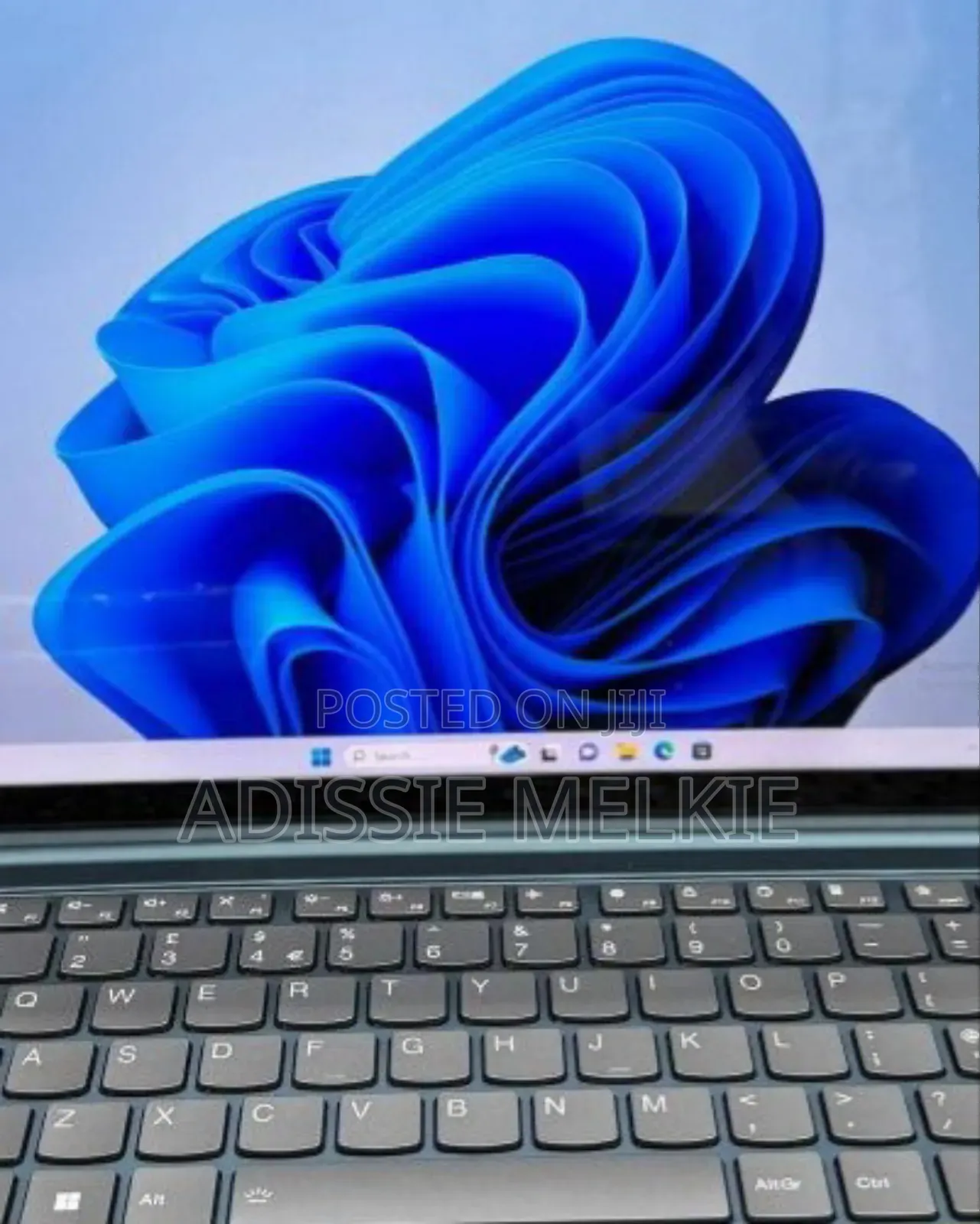 New Laptop Lenovo Yoga 7i 16GB Intel Core I7 SSD 1T