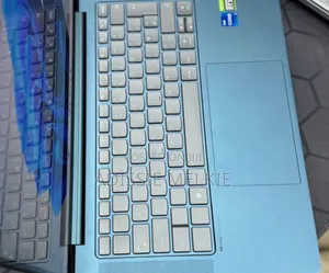 New Laptop Lenovo Yoga 7i 16GB Intel Core I7 SSD 1T