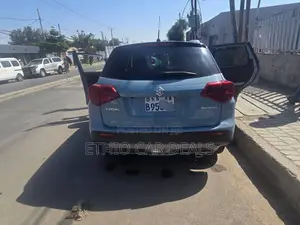 Suzuki Vitara 2021 Blue