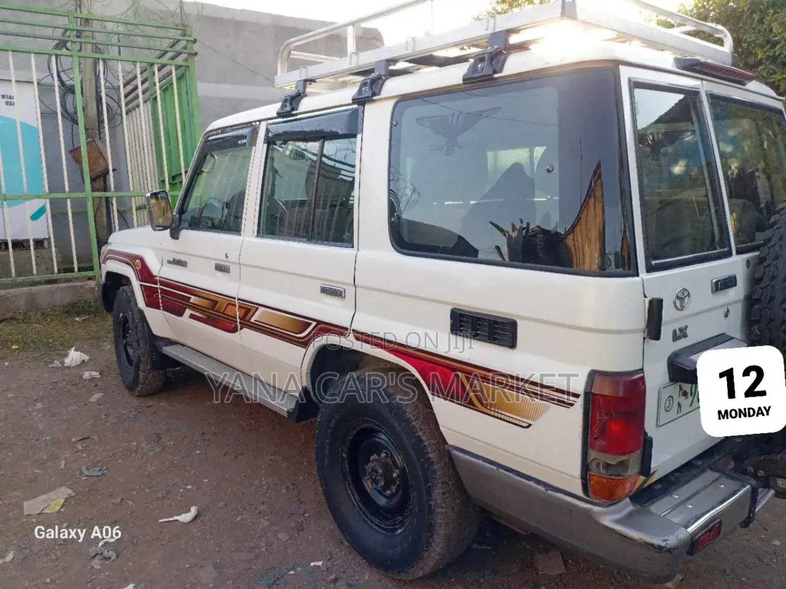 Toyota Land Cruiser 2012 White