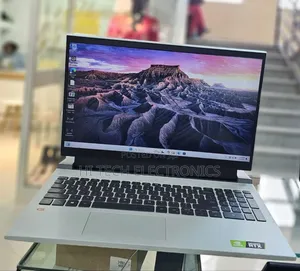 New Laptop Dell G15 5511 16GB Intel Core I7 SSD 512GB