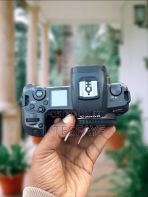 Camera Canon R With Rf Lens 24-105mm Silver Brand