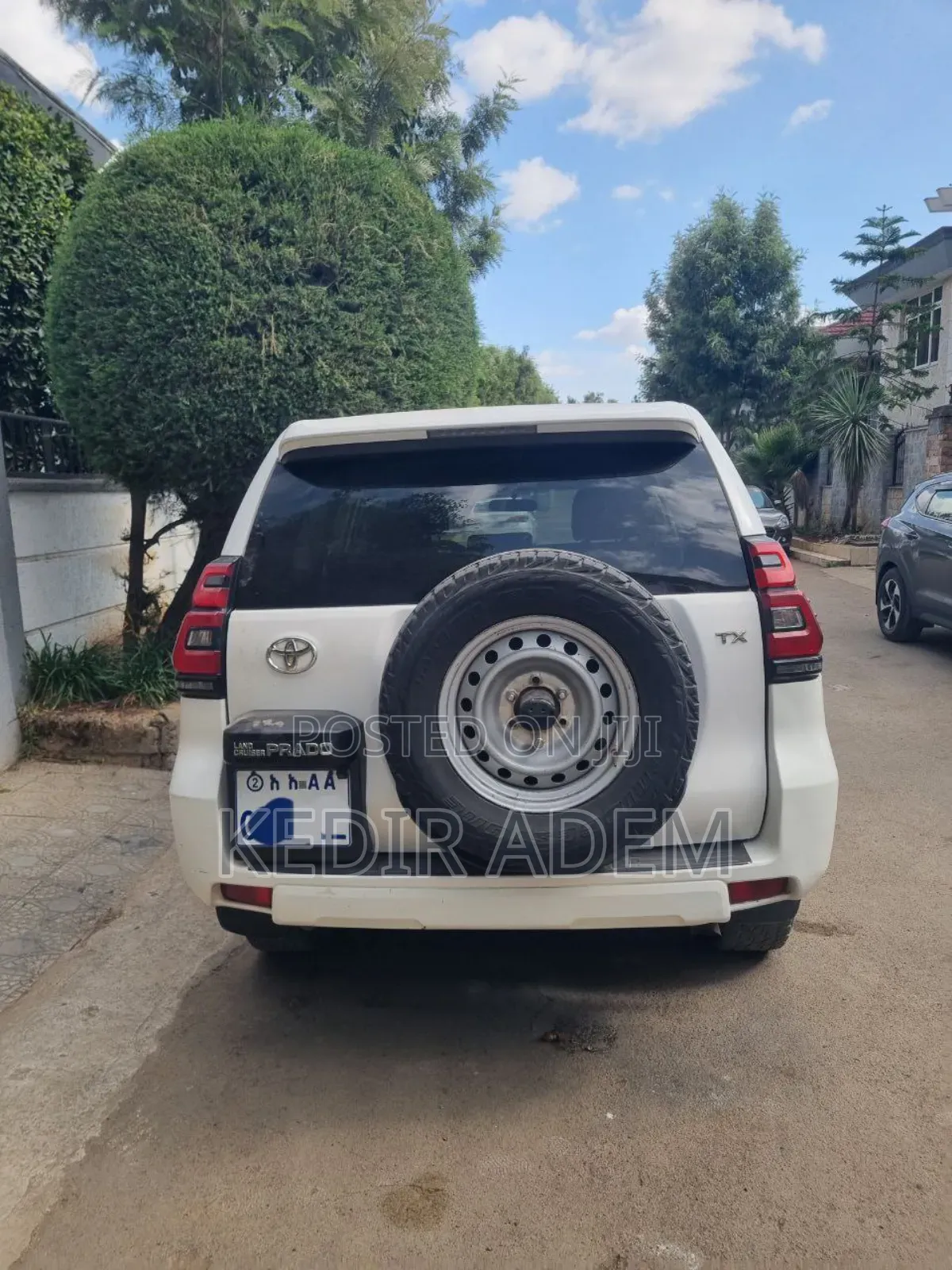 Toyota Land Cruiser 2018 White