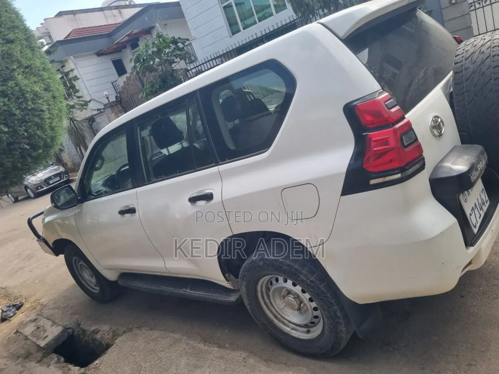 Toyota Land Cruiser 2018 White