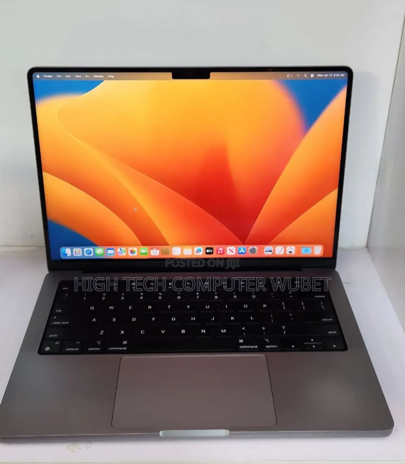 New Laptop Apple MacBook Pro M1 16GB Apple M1 Pro SSD 512GB