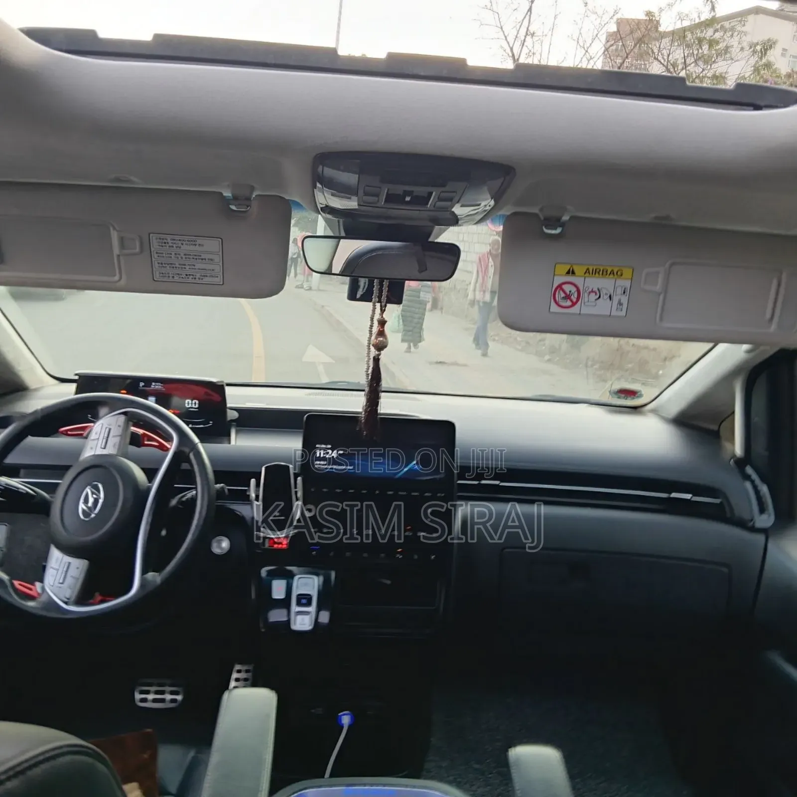 Hyundai Staria 2.2D AWD 2023 Black