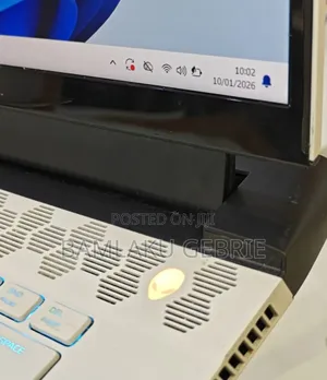 New Laptop Alienware Area-51m 16GB Intel Core I7 SSD 512GB