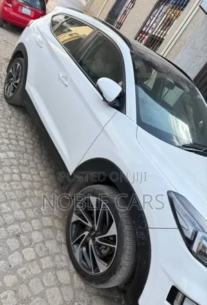 Hyundai Tucson 2019 White