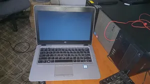 Laptop HP EliteBook 840 8GB Intel Core I5 SSD 256GB